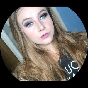 Meet your Posher, Stacey